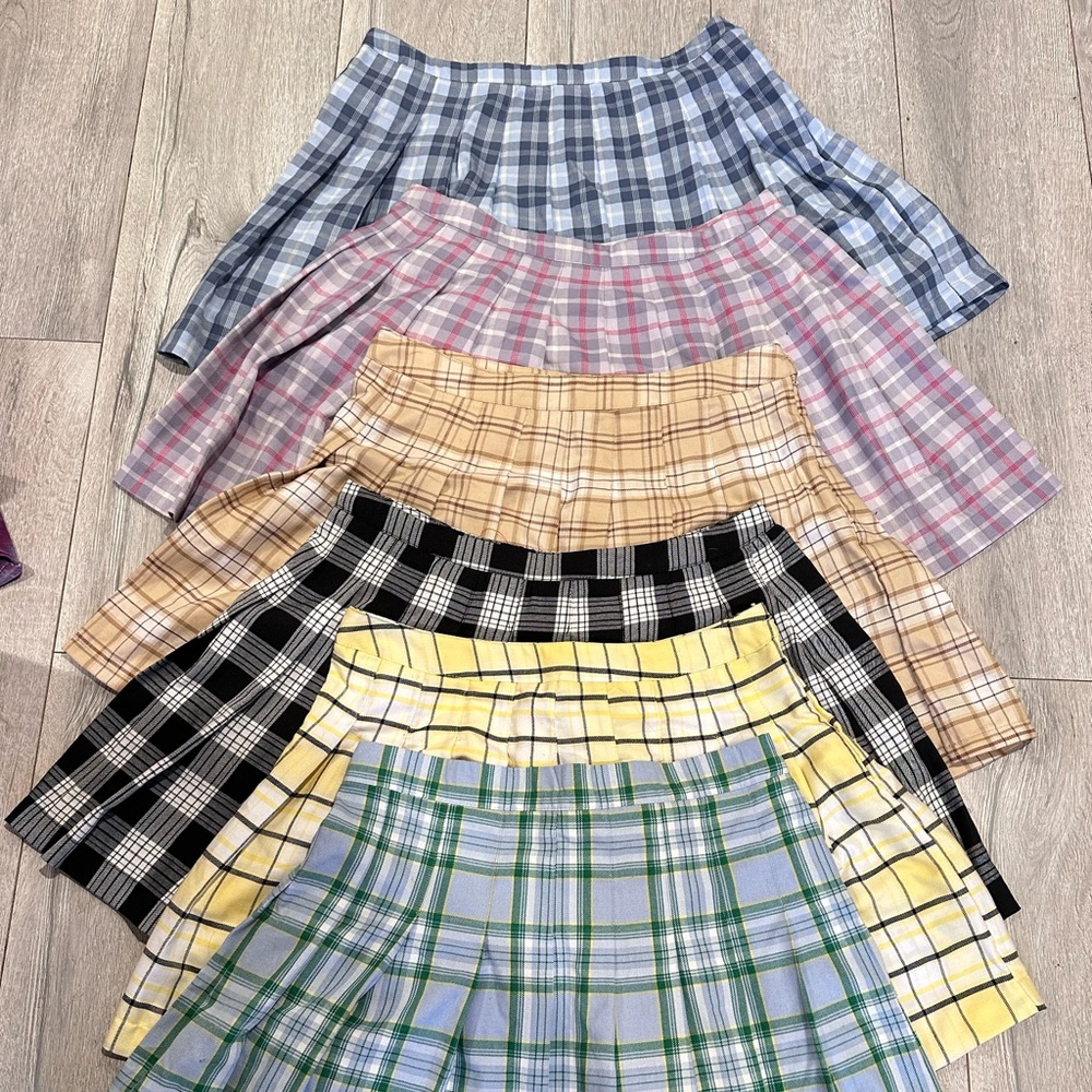 6 Skirts for Girls Size L& XL NEW and Worn